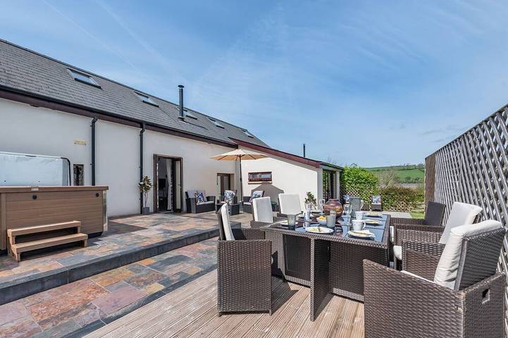 Cottage für 8 Personen, mit Whirlpool und Garten - 1