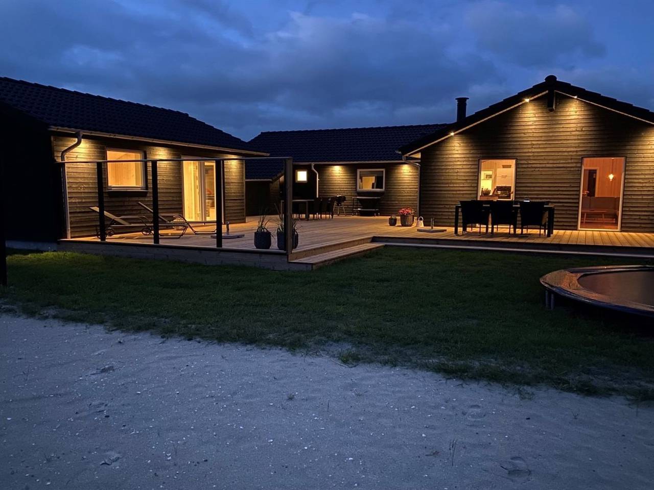 "Anuk" - 2.3km from the sea in Sønderstrand, Tagholm