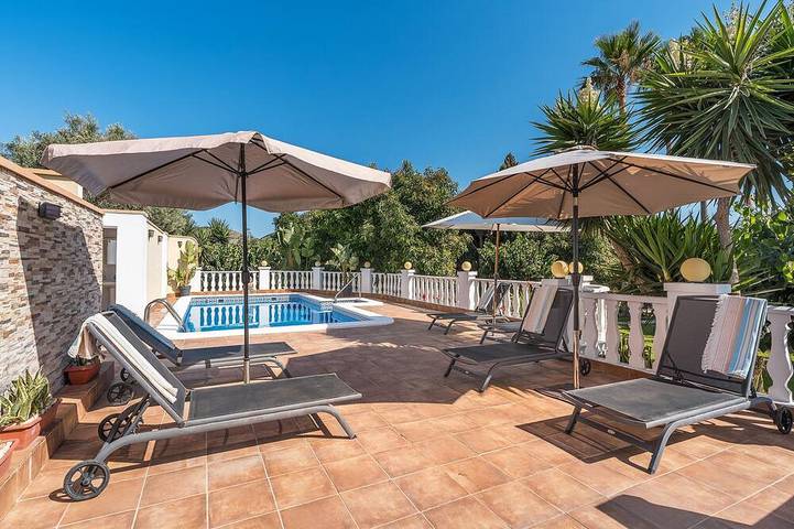 Chalet para 6 personas, con terraza y jardín en Motril