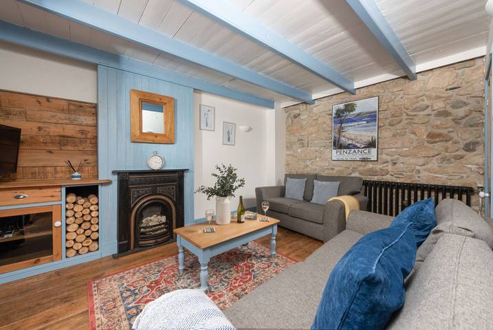 Cottage for 4 people, with garden, with pets in St. Ives