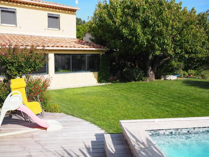 Location de vacances pour 6 personnes à Vernègues