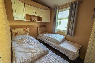 Glamping for 8 People in Skegness, Lincolnshire, Photo 2