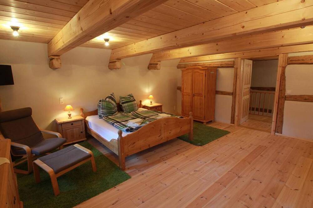 Ferienhaus Gebirgshäusl Oybin - Ferienhaus \"Gebirgshäusl Oybin\" in Oybin, Zittauer Gebirge