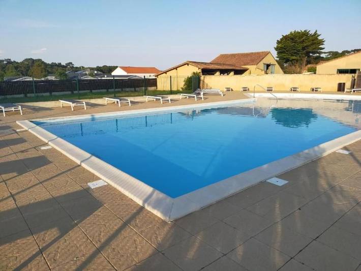 Gîte pour 6 personnes, avec jardin et piscine à Talmont-Saint-Hilaire - 4