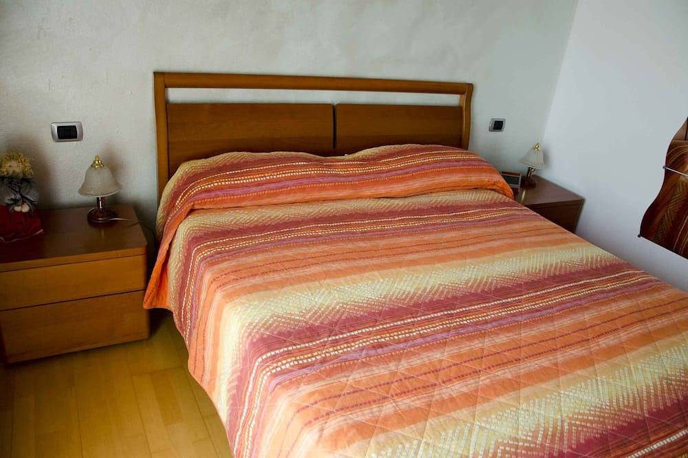Villetta a due passi dai monti e dal Lago di Garda (Cipat in Brentonico, Prealpi Gardesane
