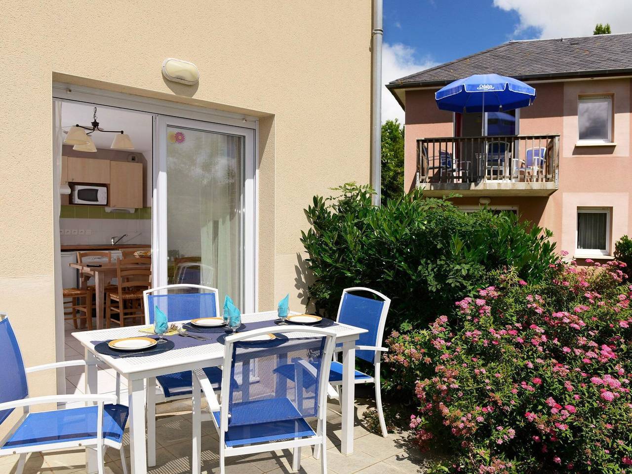 Ganze Wohnung, Ruhiger Rückzugsort mit Pool in Rignac (Aveyron), Zentralmassiv