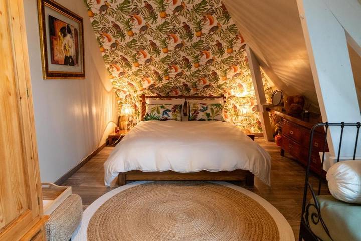 Chambre d’hôte pour 3 personnes, avec Terrasse et Jardin