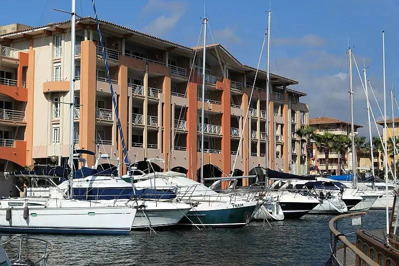 Appartement entier, Appartement 2 pièces 6 personnes - Sélection in Fréjus Plage, Fréjus