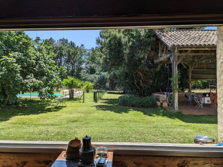 Location de vacances pour 8 personnes, avec jardin ainsi que piscine et vue, animaux acceptés à Saint-Pardoux-et-Vielvic - 3
