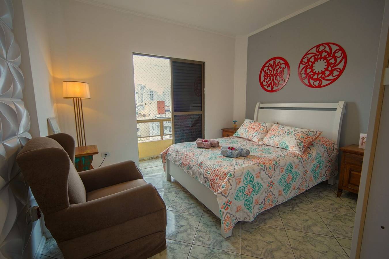 Entire apartment, Apto pet friendly c/ Wifi a 350m da Praia do Tombo in Guarujá, Baixada Santista