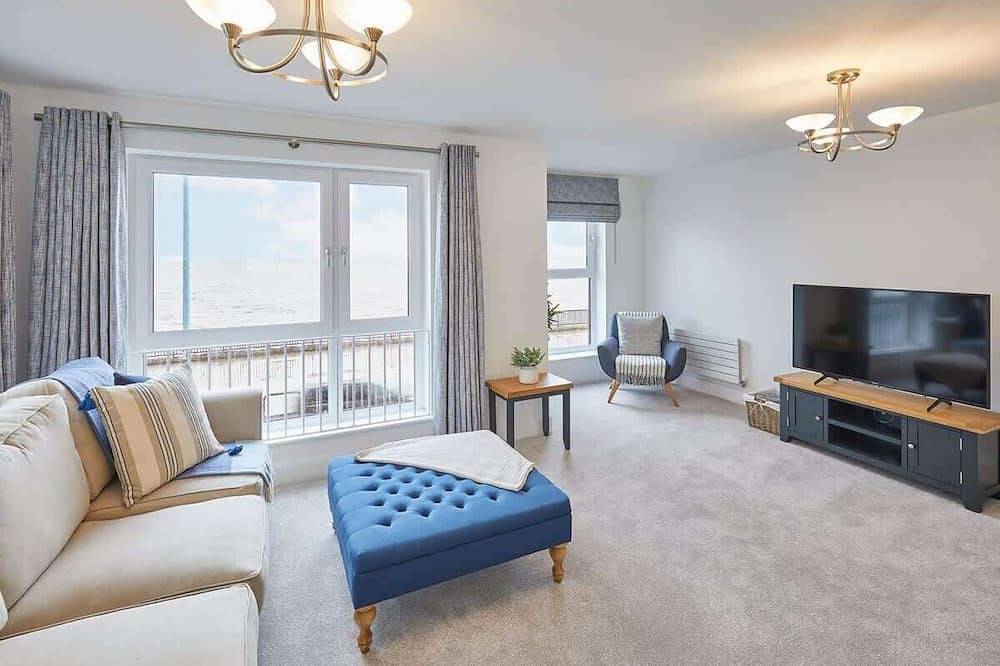 Host & Stay | 3 Queens Court in Whitley Bay, North Tyneside