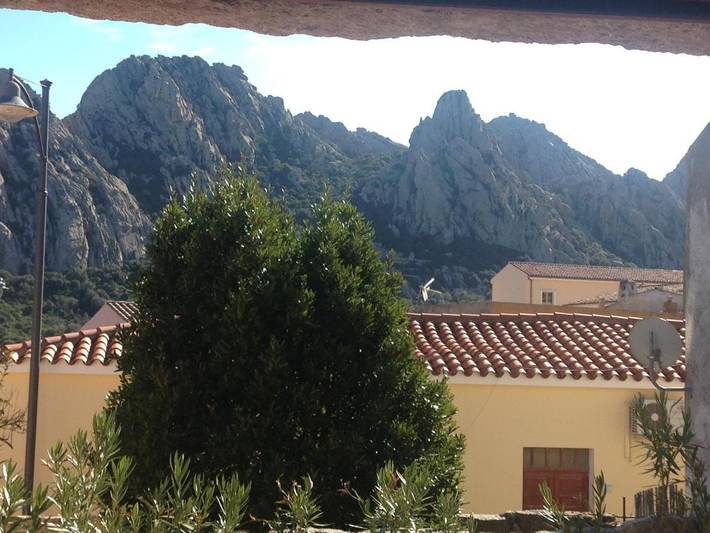 Ferienwohnung für 4 Personen, mit Ausblick und Terrasse in San Pantaleo - 2