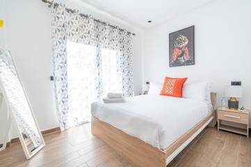 Gîte pour 2 personnes, avec vue et balcon dans Dar Bouazza
