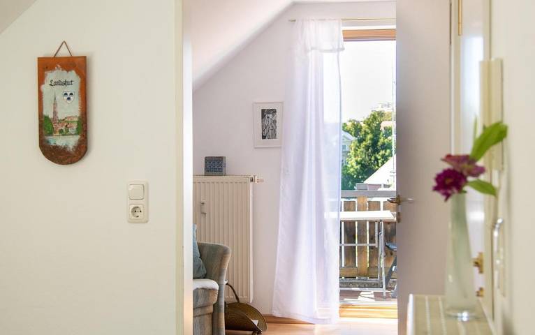 Ferienwohnung für 3 Personen, mit Balkon und Terrasse sowie Ausblick