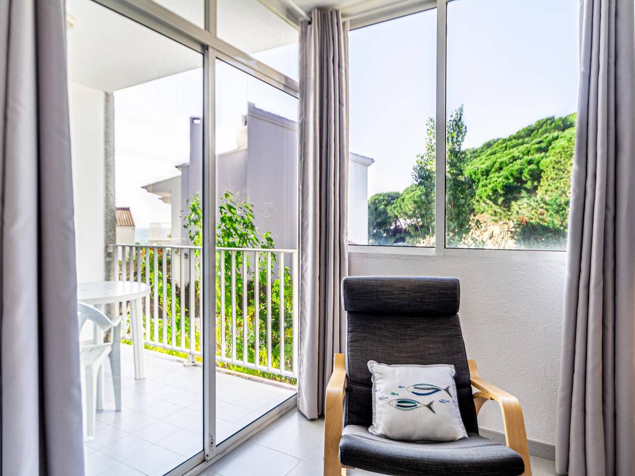 Ganze Ferienwohnung, Ferienwohnung für 4 Personen mit Meerblick in Sant Pol de Mar, Costa del Maresme