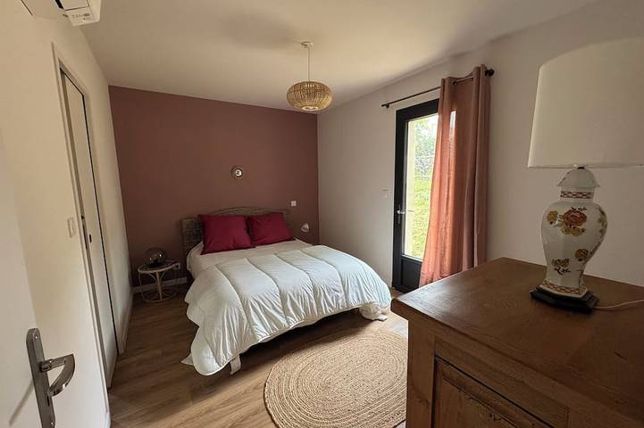 Location de vacances pour 4 personnes, avec jardin, animaux acceptés à Saint-Hippolyte-de-Montaigu - 3