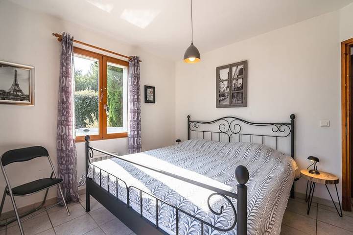 Location de vacances pour 6 personnes, avec piscine ainsi que terrasse et jardin à Beaufort (Francia) - 2