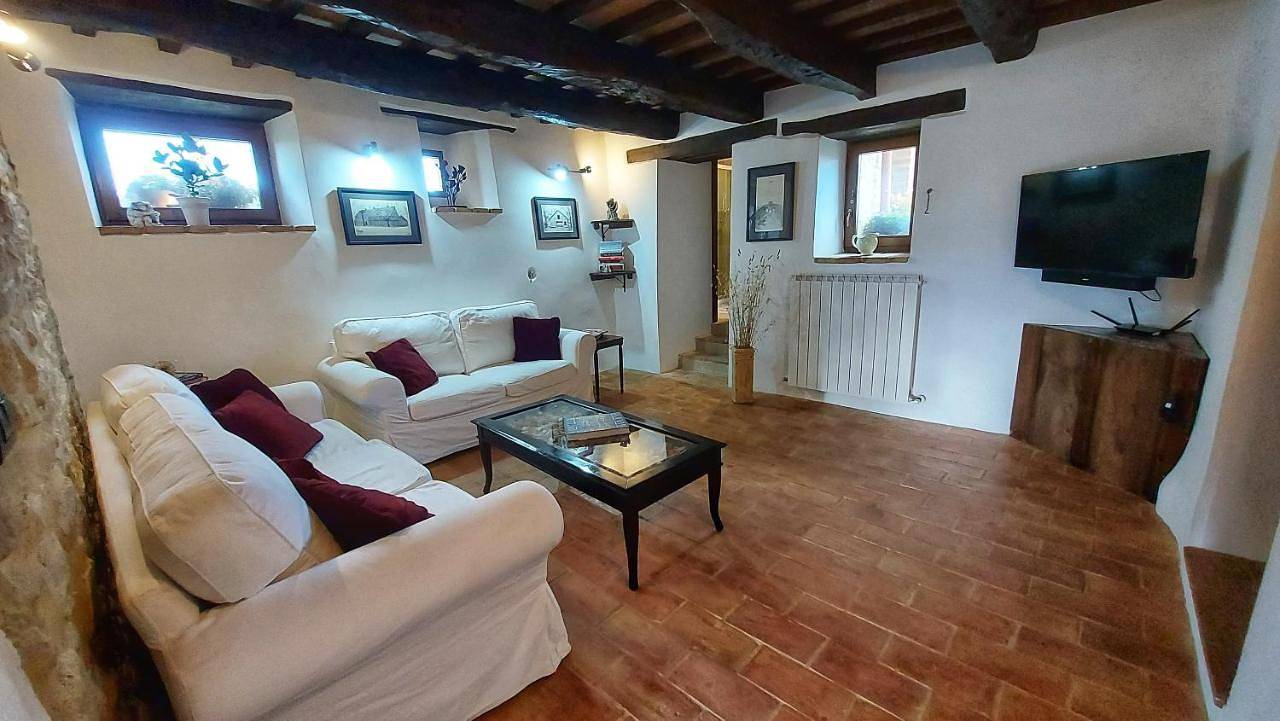 San Isidore in Penna San Giovanni, Macerata Provinz