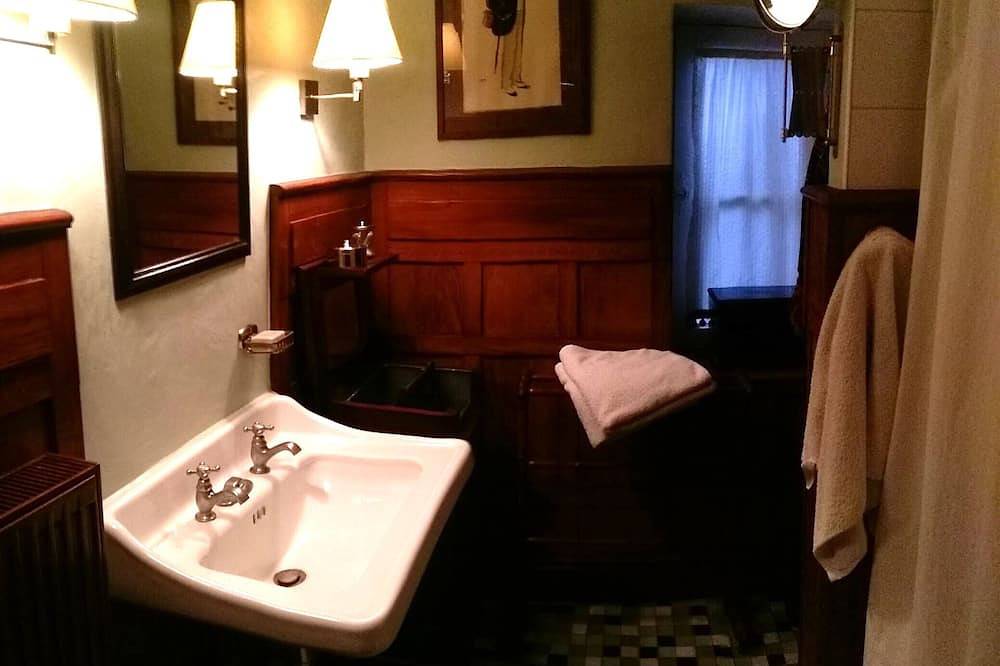 B&B Les Contreforts : An elegant stopover near Bordeaux ... in Pondaurat, Région de Langon