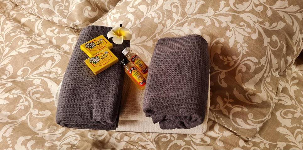 Location de vacances pour 11 personnes, avec terrasse ainsi que jardin et piscine à Nouan-le-Fuzelier - 2