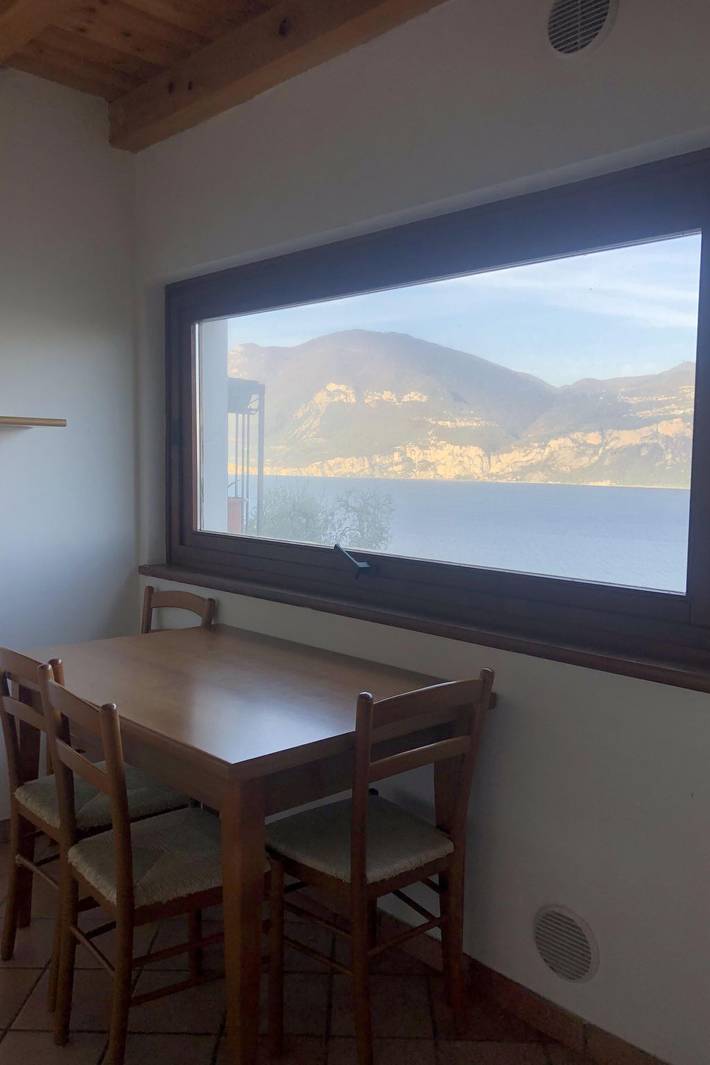 Ferienwohnung für 3 Personen, mit Terrasse und Garten sowie Seeblick am Gardasee - 4