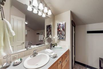 Vacation House for 10 Guests in McCall, Valley County, Picture 2