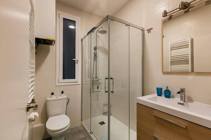 Geheel appartement, Plaza Sagrada Familia appartement in Barcelona Centre, Barcelona