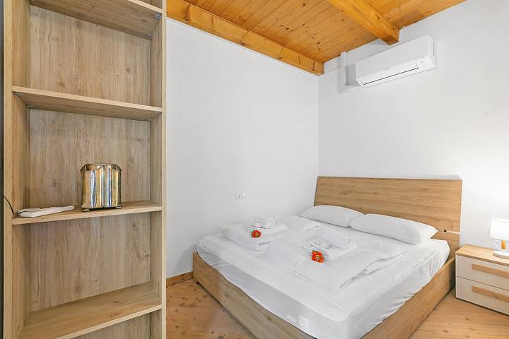 Appartement entier, Nido dell'Usignolo - Riva del Garda Apartment in Riva del Garda, Montagnes autour du lac de Garde