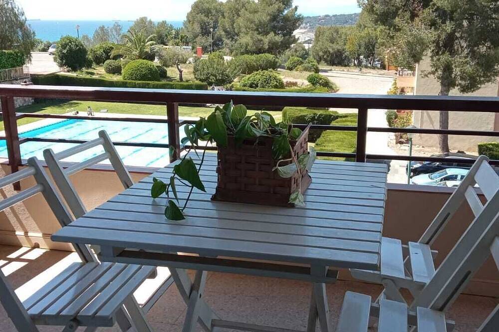 Entire apartment, Mediterranean Charm 10 Minutes from Altafulla Beach in Altafulla, Costa Dorada