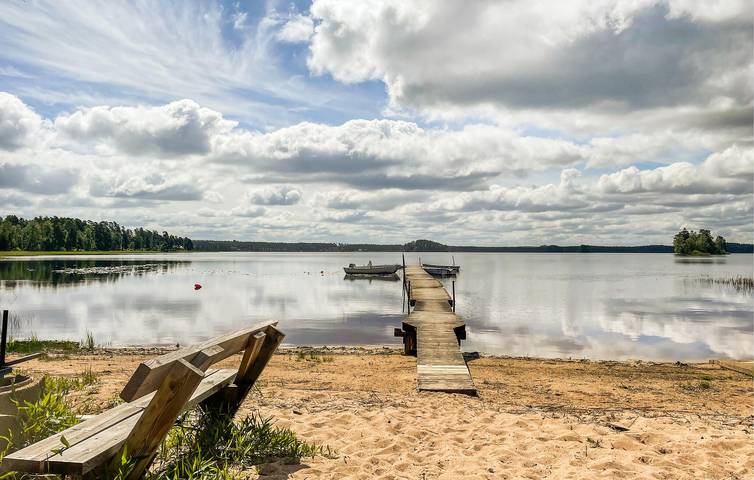 Ferienhaus für 8 Personen, mit Garten und Terrasse sowie Sauna und Seeblick in Tranemo - 4