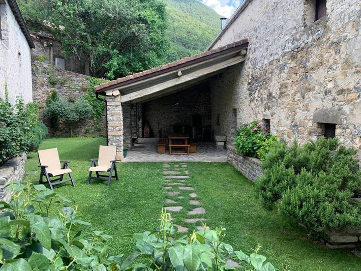 Chalet para 12 personas, con jardín y vistas, Se admiten mascotas en Provincia de Huesca - 3