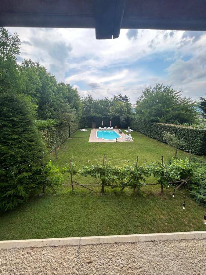 La Baita 2 0 Chalet in montagna con piscina in Montesano sulla Marcellana, Provincia di Salerno
