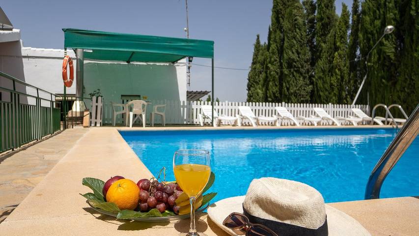 Casa rural para 12 personas, con piscina en Villanueva de Algaidas - 2