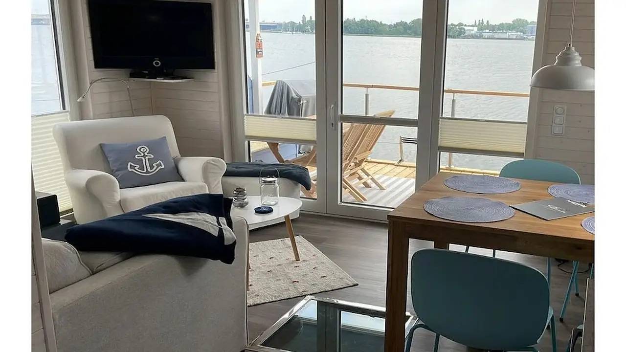 Boot für 5 Personen (32 m²) in Lübeck in Lübeck (Stadt), Lübeck