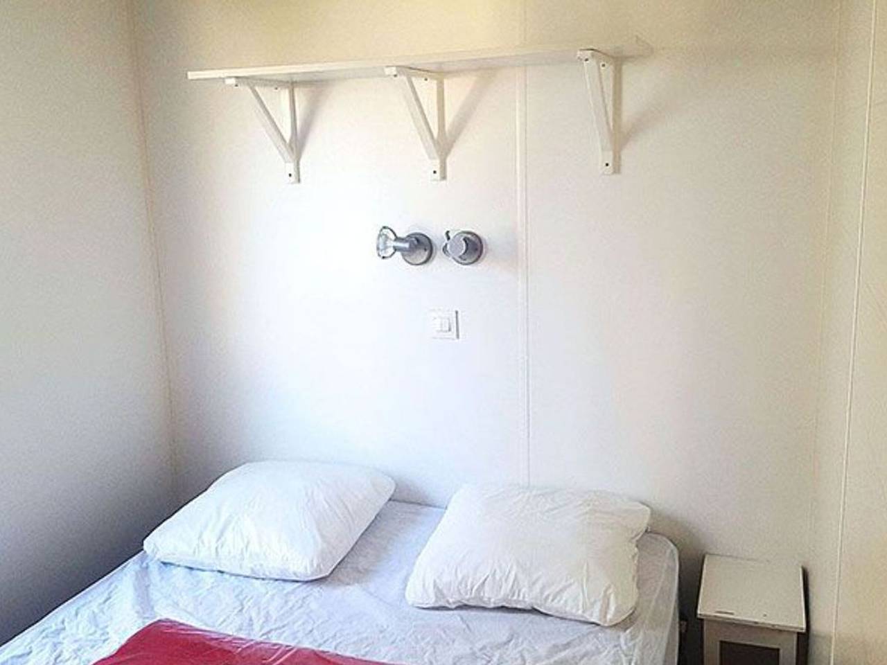 Acogedor mobil-home con terraza - 4 pers. in Anduze, Cevenas