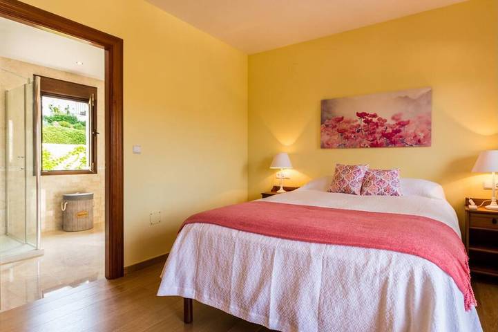 Fabulosa villa con piscina privada y vistas in Cónchar, Villamena