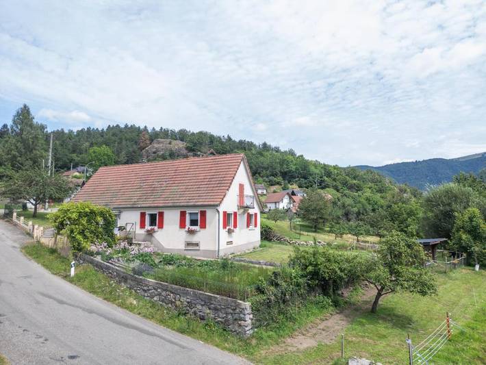 Location de vacances pour 4 personnes, avec Terrasse ainsi que Jardin et Vue à Fellering