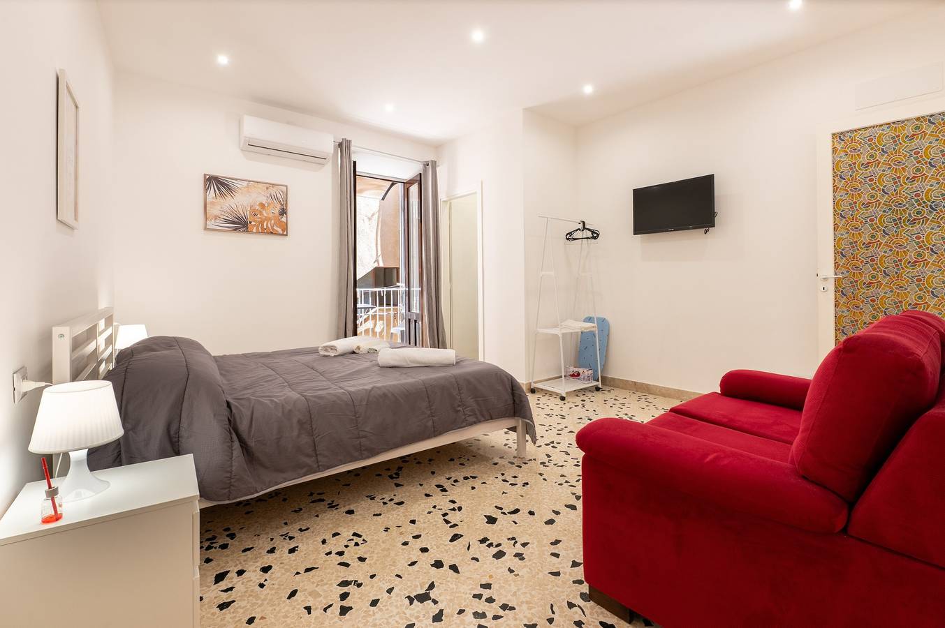 Appartamento intero, Appartamento 'Holiday House Annunziata 2' con Balcone, Wi-Fi e Aria Condizionata in Termini Imerese, Provincia di Palermo