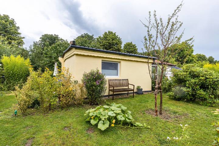 Bungalow per 2 persone, con giardino, con animali domestici in Berlino