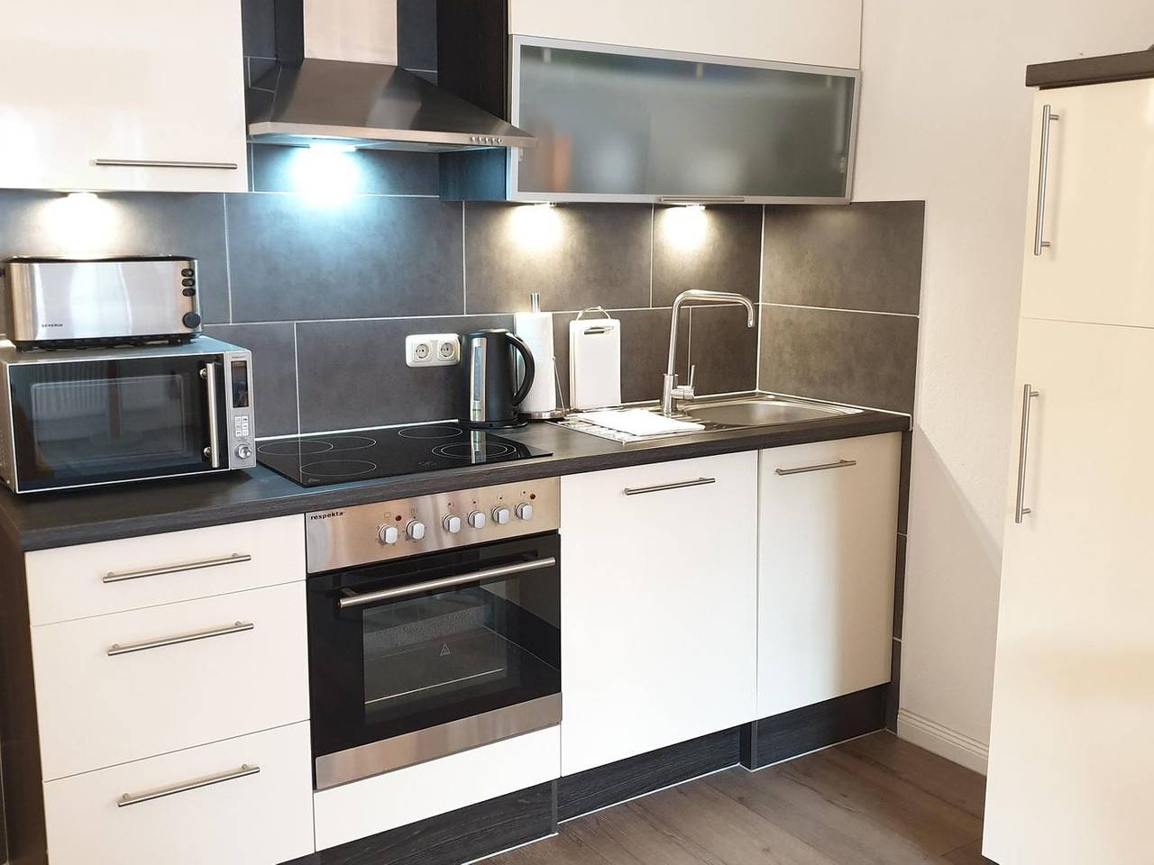 Ganze Wohnung, Ferienwohnung Parkpension in Kieler Förde, Laboe