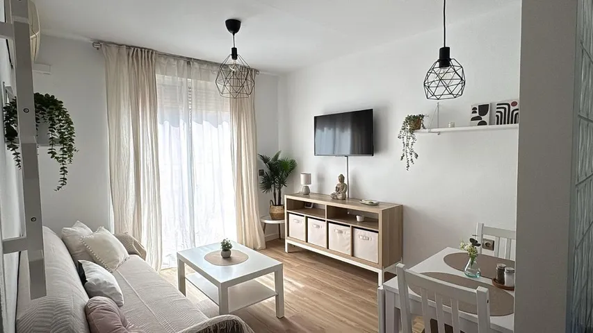 Apartamento de vacaciones para 3 personas, con vistas y terraza - 1