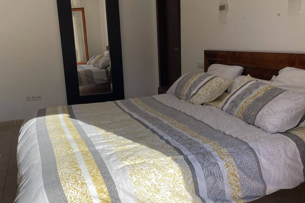 Stunning Villa (Sleeps 8) Jávea, Costa Blanca, closes to beaches in Jávea, Costa Blanca