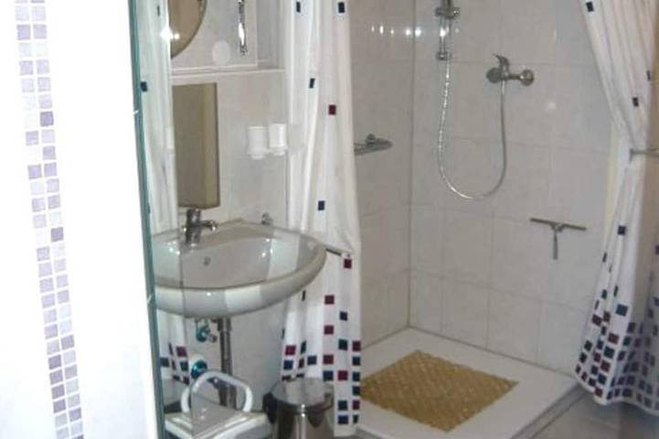 Villa für 3 Personen, mit Garten und Terrasse in Baden-Württemberg - 4