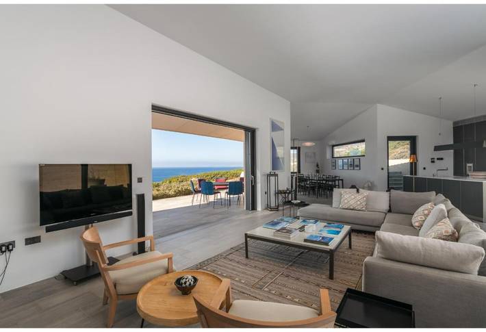 Villa pour 8 personnes, avec vue ainsi que jardin et piscine dans Milos - 4