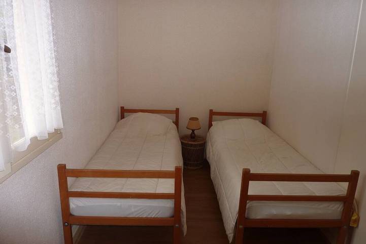 Location de vacances pour 6 personnes, avec terrasse et jardin dans Plage De L Arneche Meschers Sur Gironde - 2