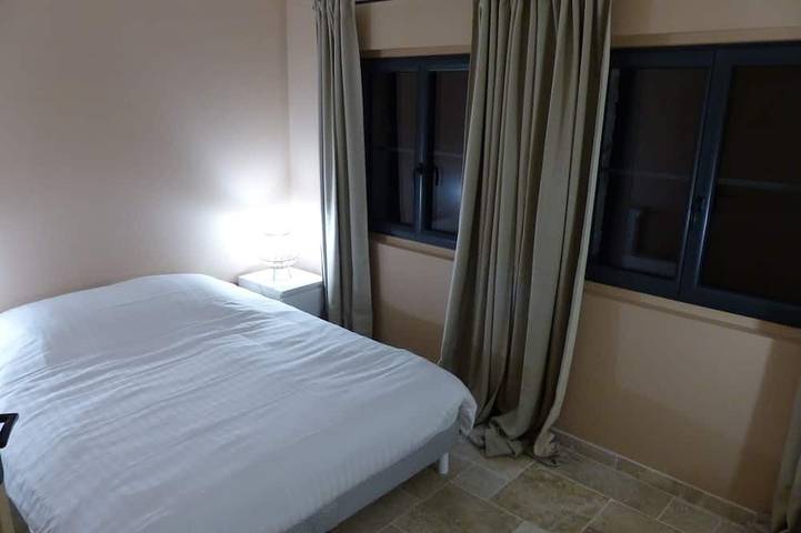 Location de vacances pour 8 personnes, avec jardin à Cottévrard - 2