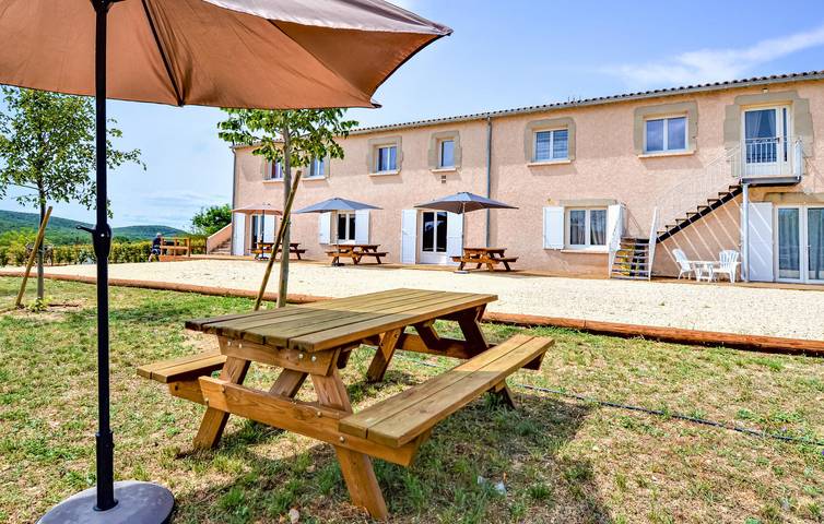 Location de vacances pour 22 personnes, avec jardin ainsi que piscine et terrasse à Méjannes-le-Clap - 3