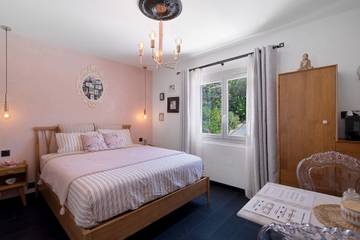 Chambre D’hôte pour 2 Personnes dans Boulouris, Saint-Raphaël, Photo 1