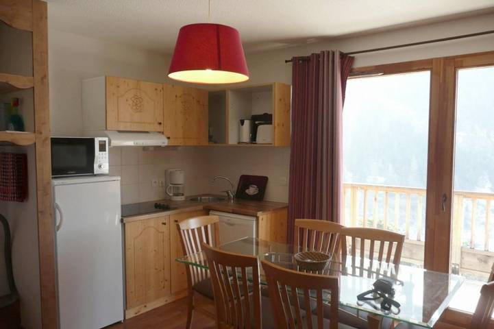 Gîte pour 9 personnes, avec piscine et jardin ainsi que sauna et vue à Orelle - 3