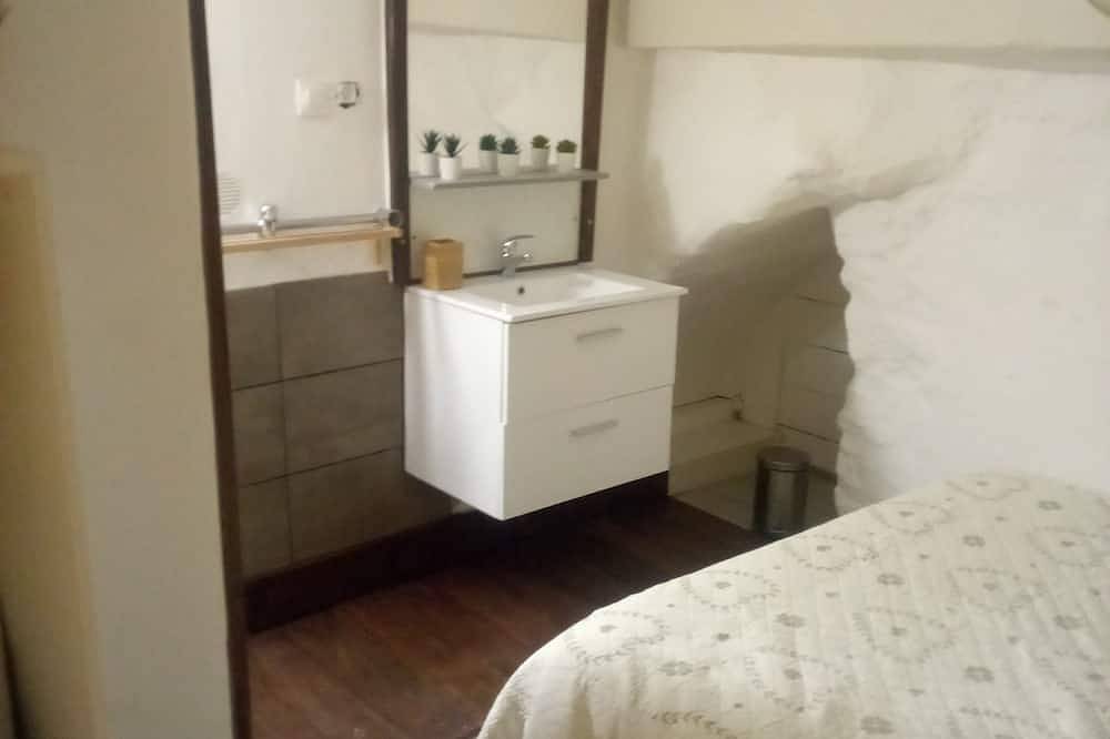 Apartamento entero, \"Le Temps Suspendu\"studio de Charme3,filet de Détente Suspendu in Malaucène, Parque natural regional del Mont Ventoux